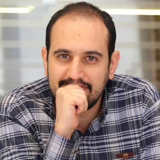 محمدرضا نبیل